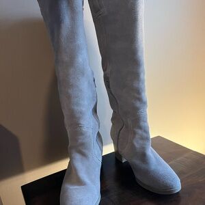 Gray Knee-High Women's Boots